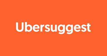 Logo de Ubersuggest con fondo naranja, herramienta SEO usada por Búho, unidad de negocio agencia SEO de Lumia MKT agencia de marketing digital en Colombia con base en inteligencia artificial en marketing